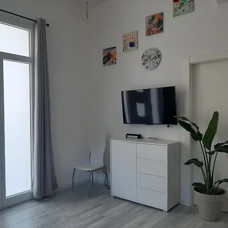 Il Sorriso Di Eva